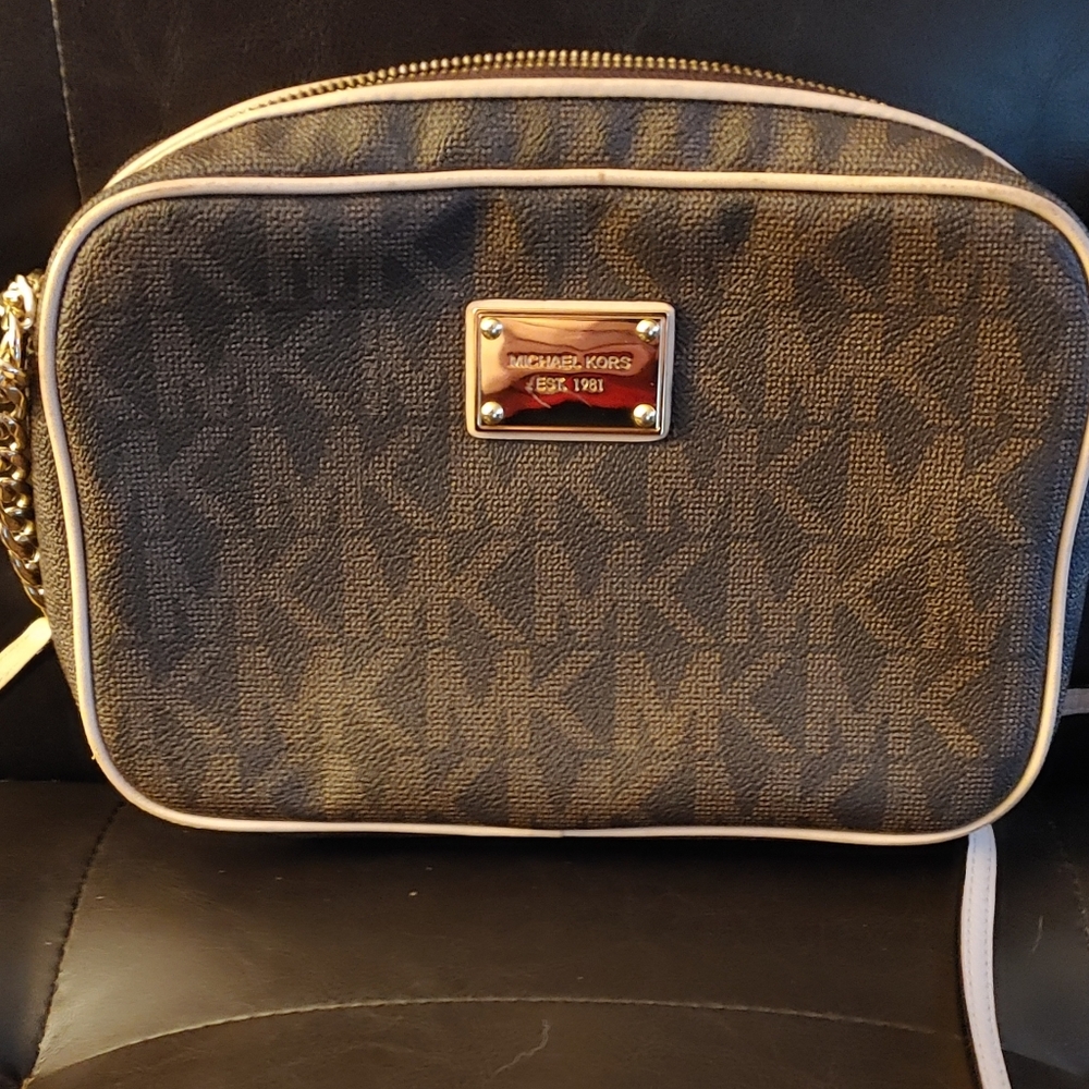 Michael Kors Cross Body Purse - Picture 2 of 4